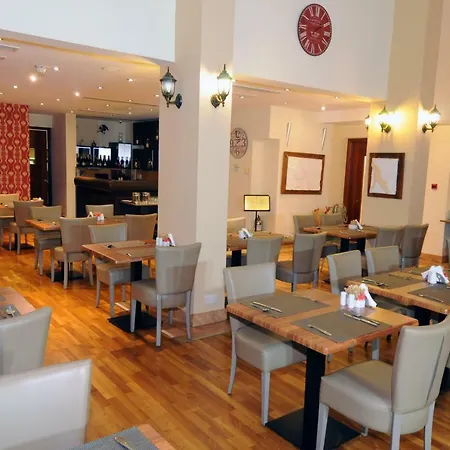 Europa Plaza 3*
