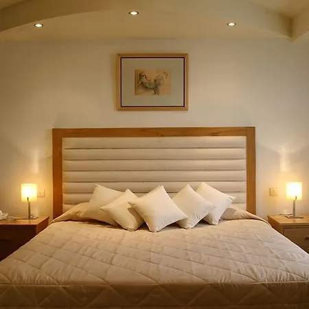 Europa Plaza Hotel