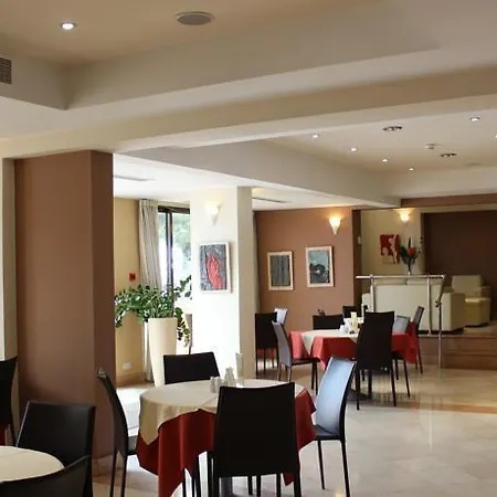 Europa Plaza Отель Никосия