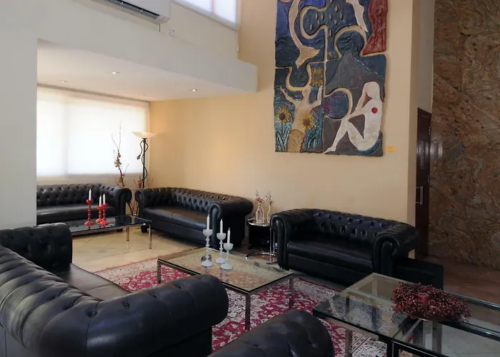 Hotell Europa Plaza 3*